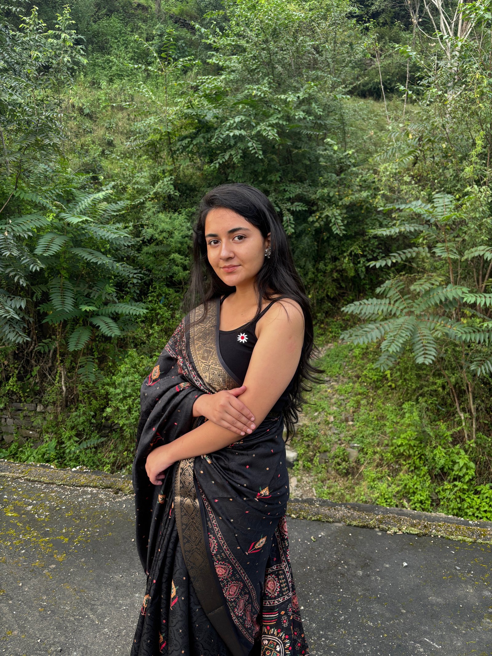 Black Akanksha Dola Silk Patola Saree image 3